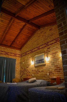 beenleigh village motel