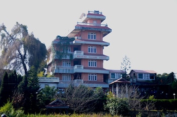 araniko village resort