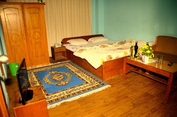 araniko village resort