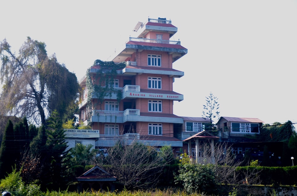 araniko village resort