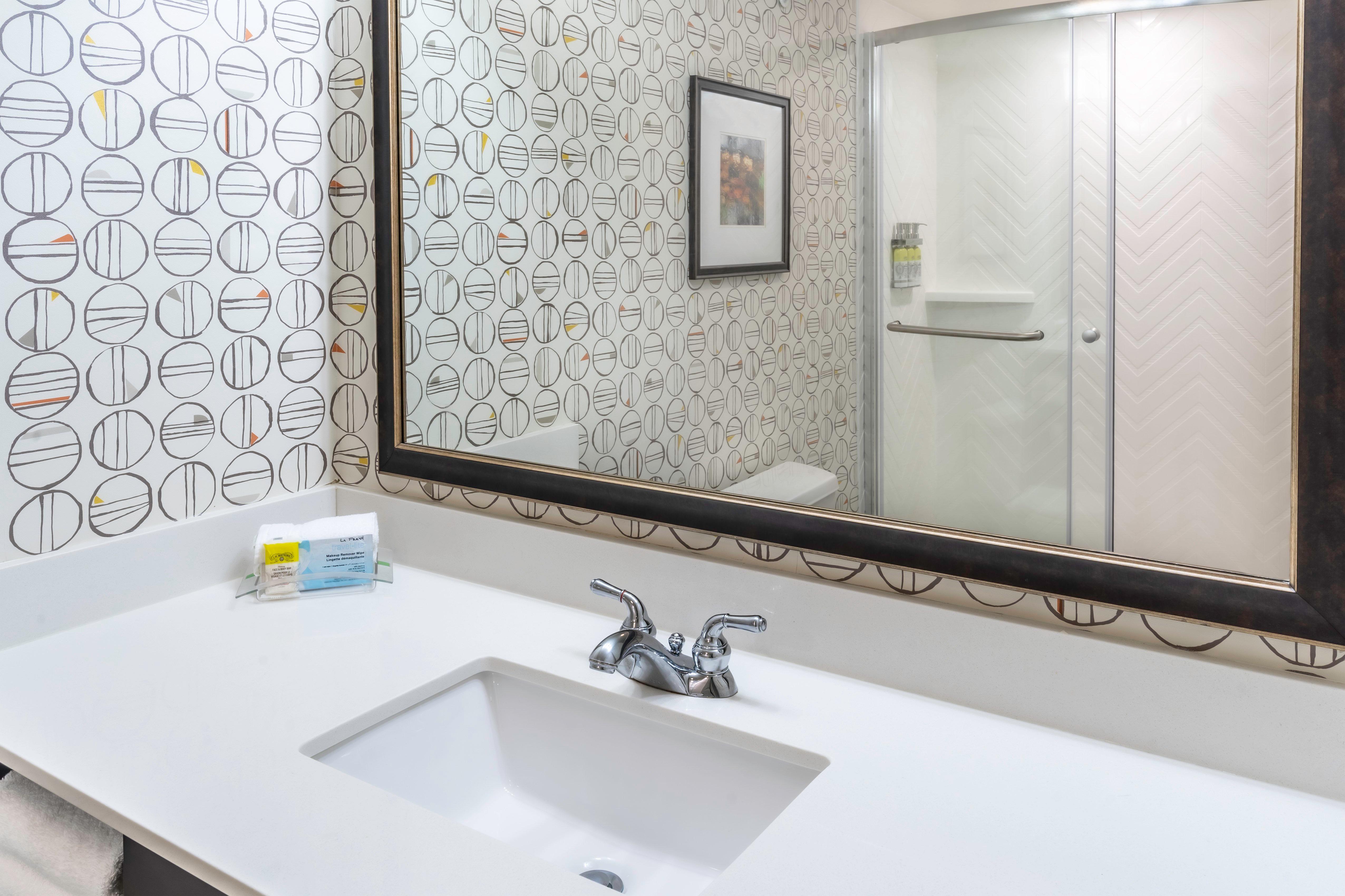 holiday inn hotel and suites milwaukee airport by ihg