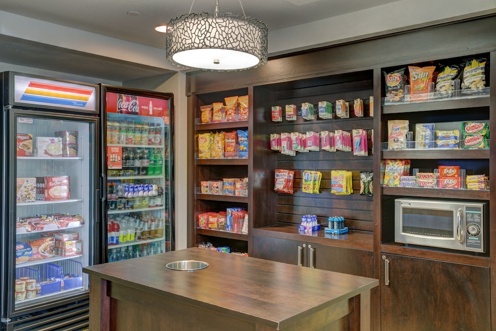 holiday inn hotel and suites milwaukee airport by ihg