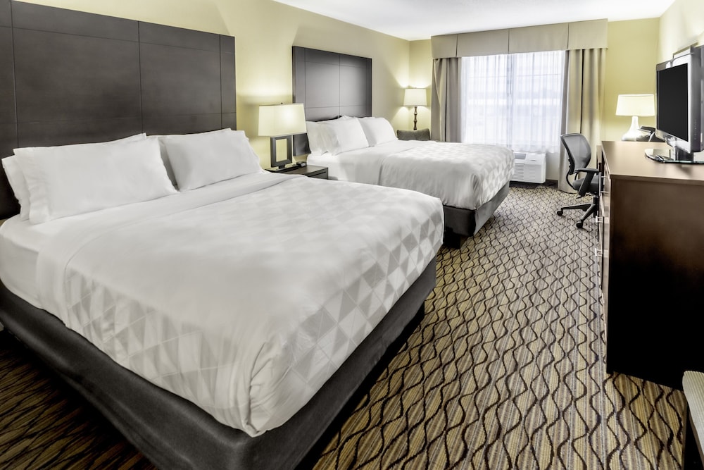 holiday inn hotel and suites milwaukee airport by ihg