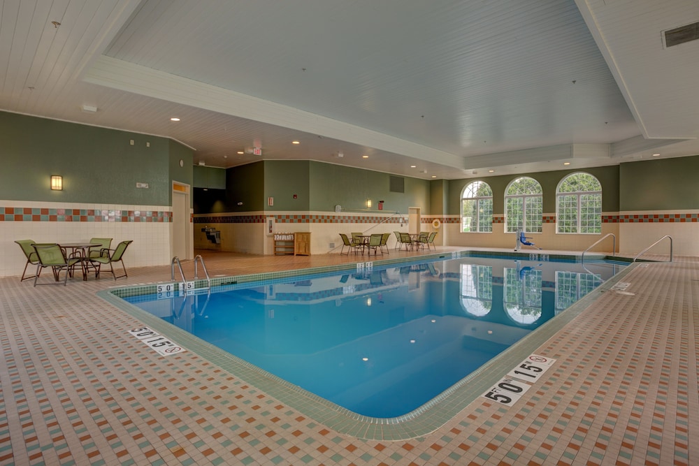 holiday inn hotel and suites milwaukee airport by ihg