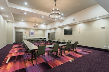 holiday inn san marcos convention ctr area by ihg