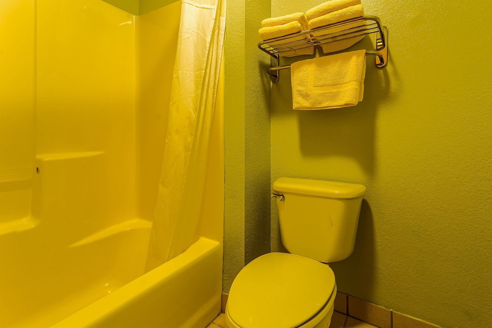 oyo hotel yoakum west