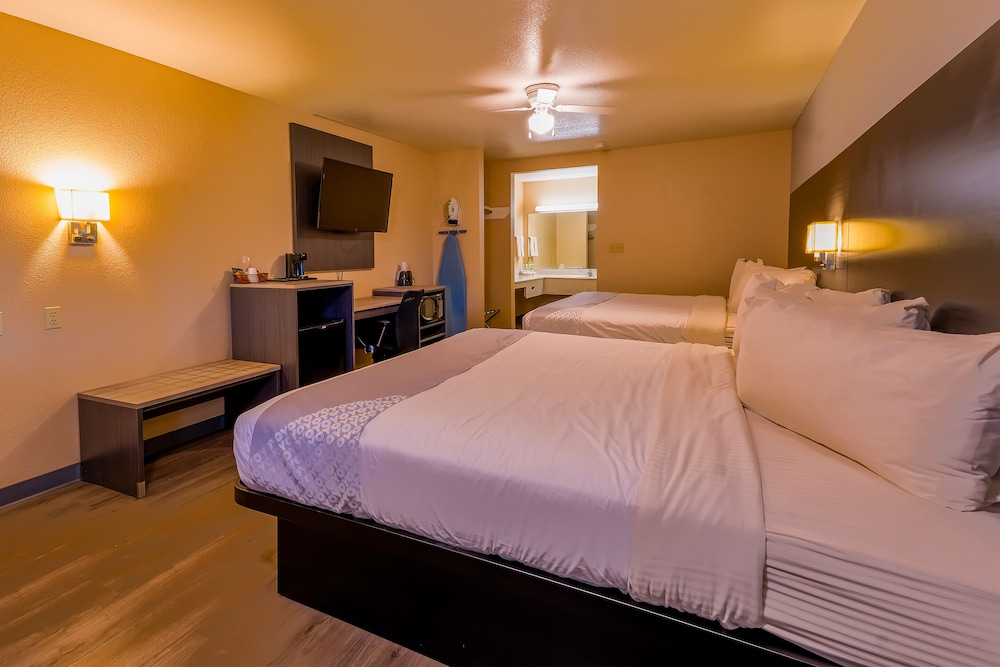 oyo hotel yoakum west