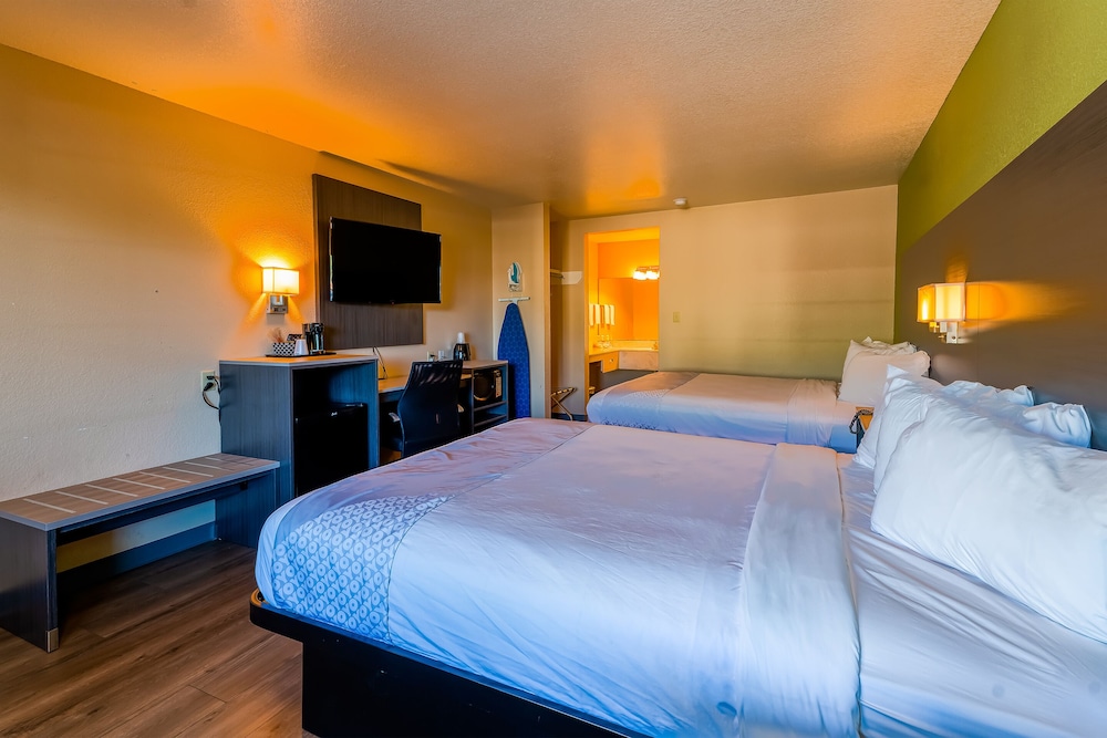oyo hotel yoakum west