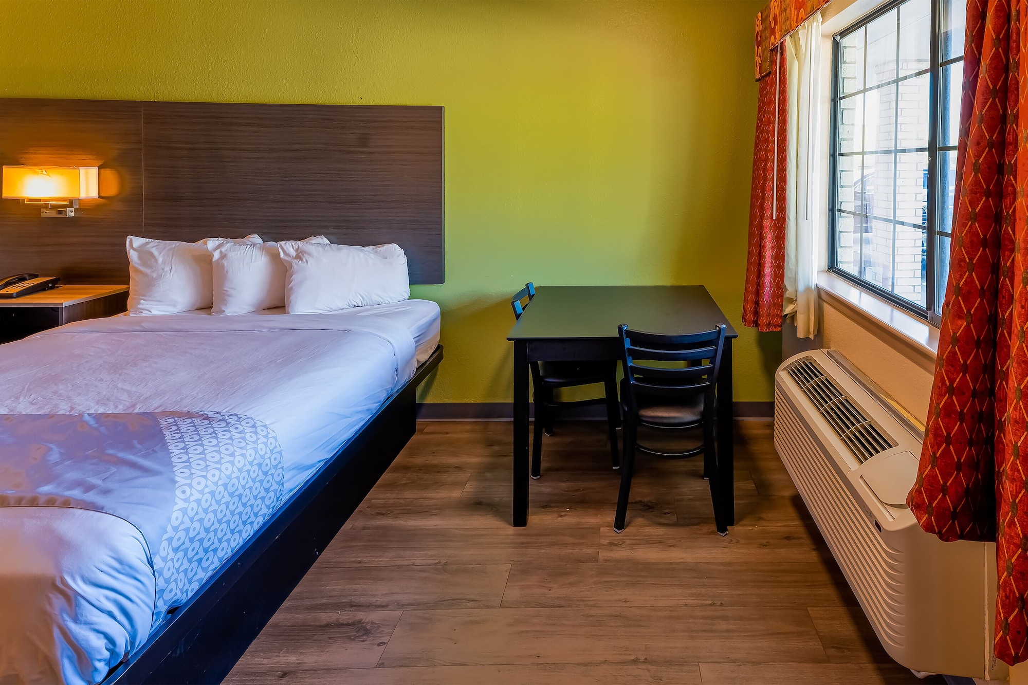 oyo hotel yoakum west