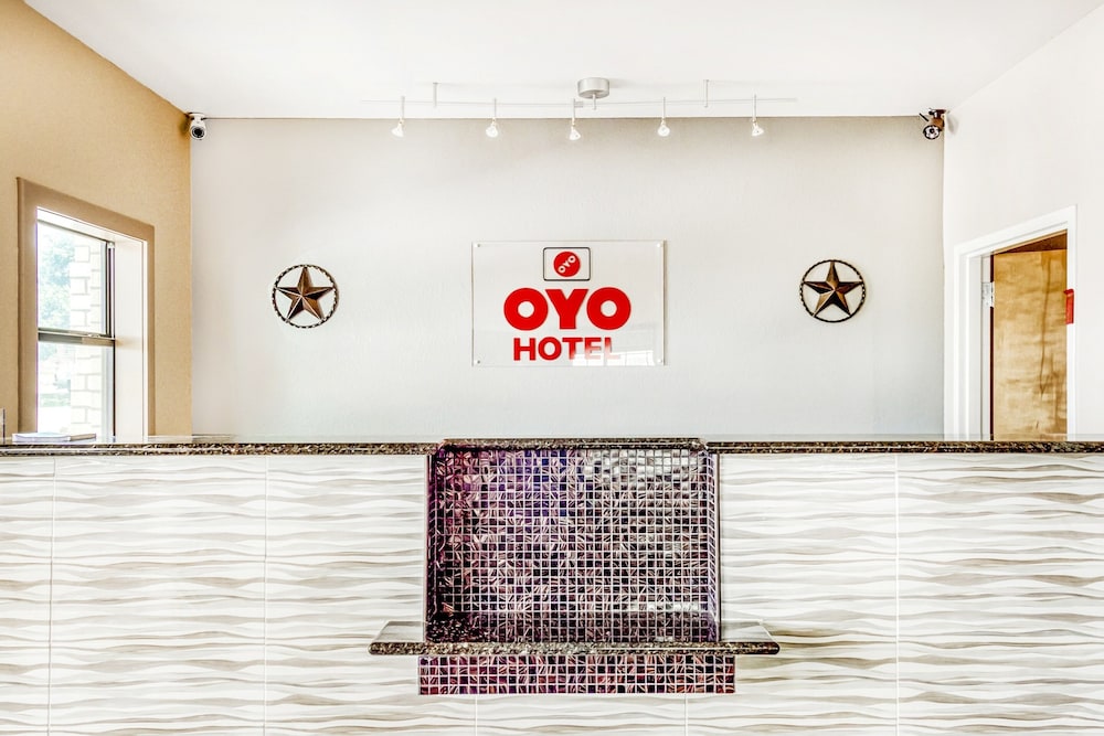 oyo hotel yoakum west