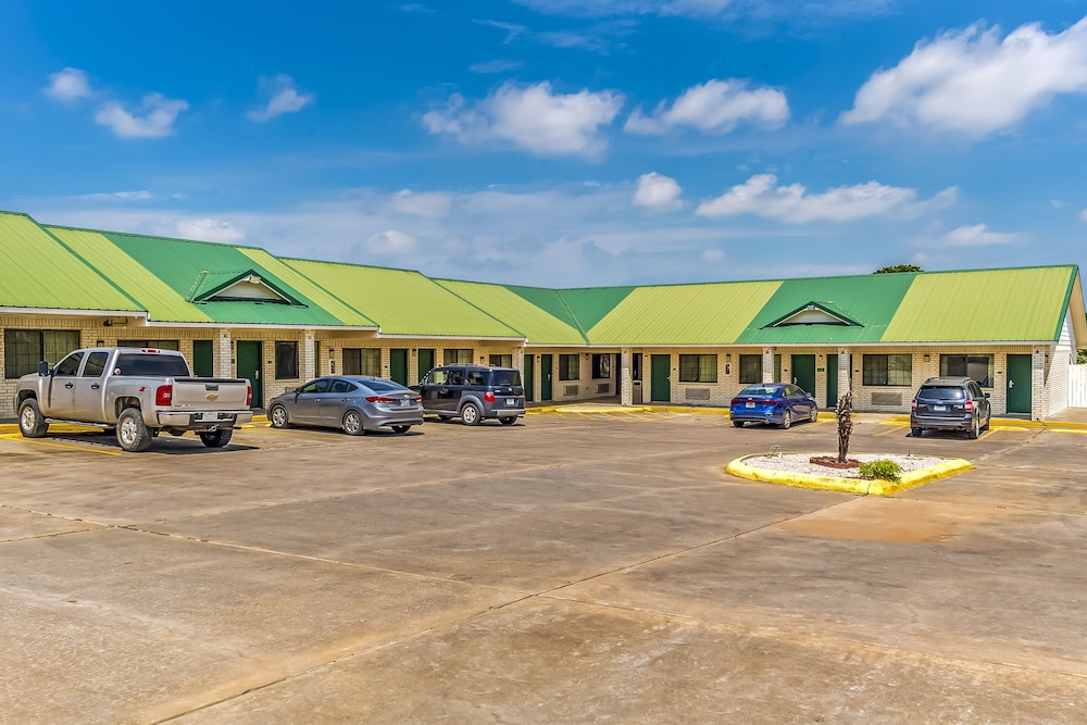 oyo hotel yoakum west