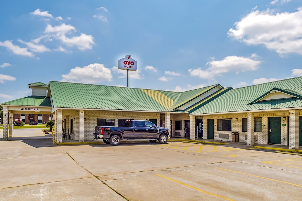 oyo hotel yoakum west