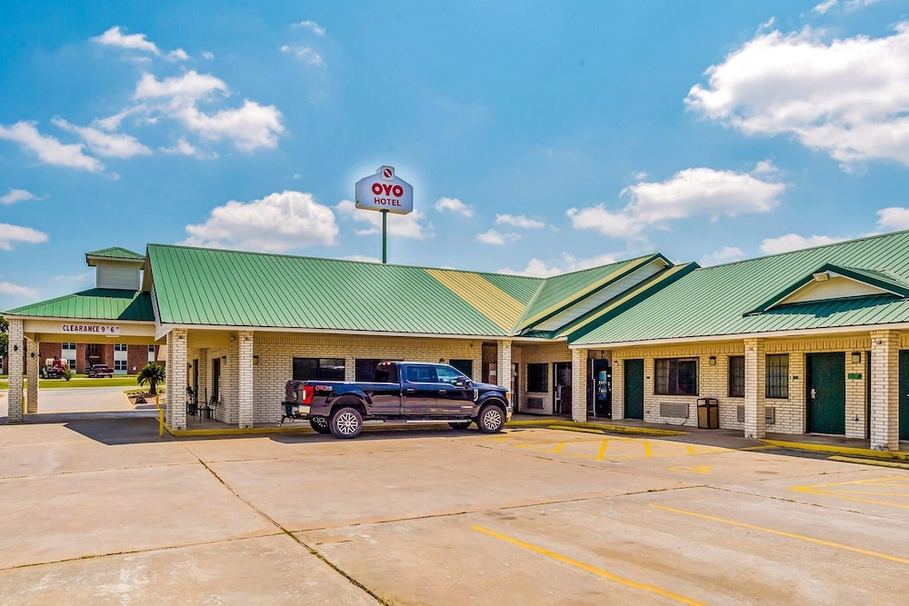 oyo hotel yoakum west