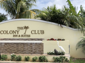 the colony club inn and suites