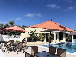 the colony club inn and suites