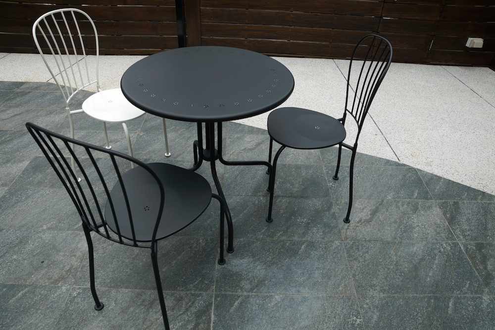 colormix hotel and hostel