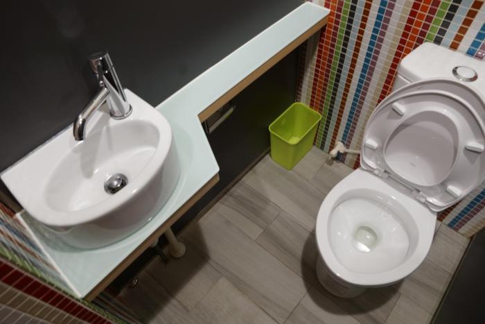 colormix hotel and hostel