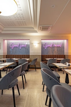 just hotel saronno