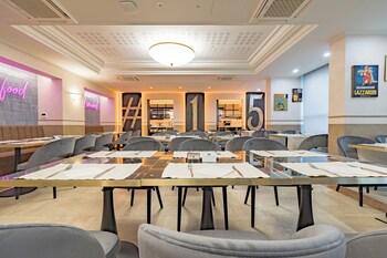 just hotel saronno
