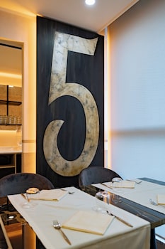 just hotel saronno