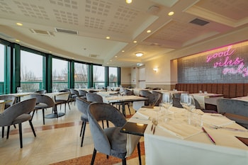 just hotel saronno