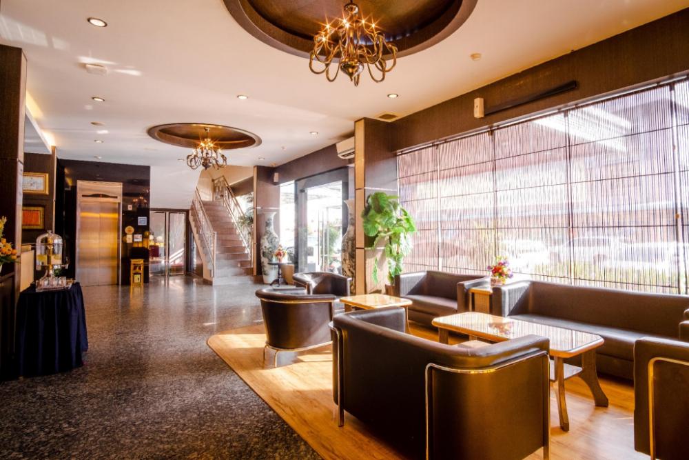 lovina inn nagoya batam