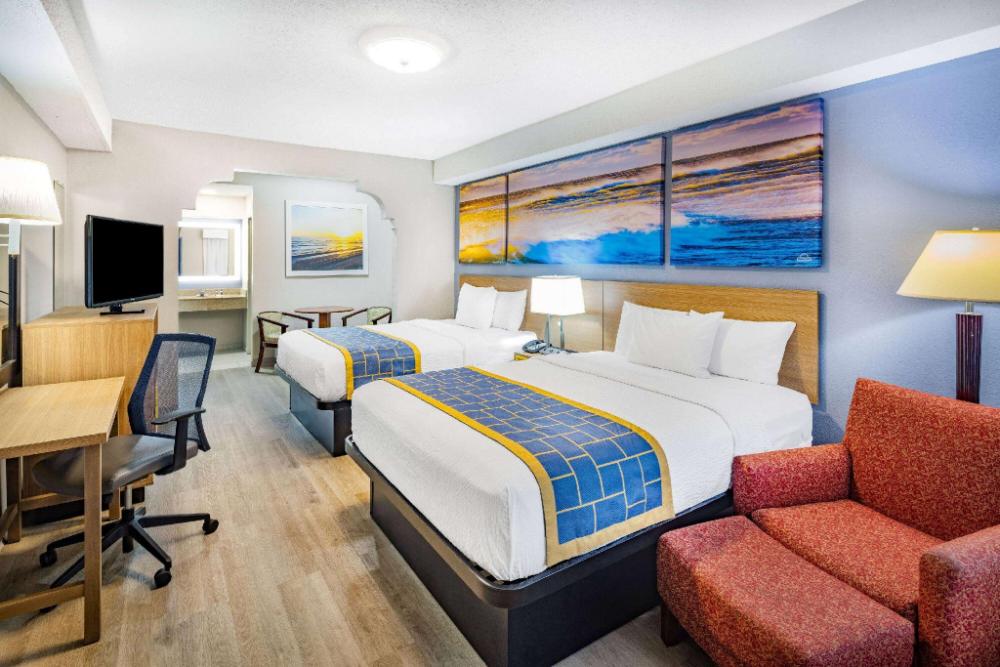 days inn and suites by wyndham savannah midtown