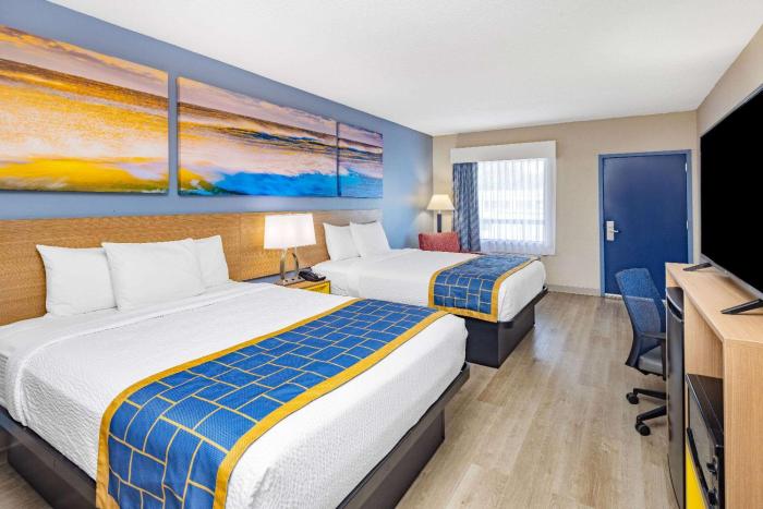 days inn and suites by wyndham savannah midtown