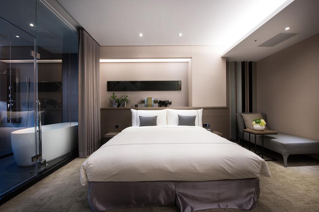 hotel reve taichung