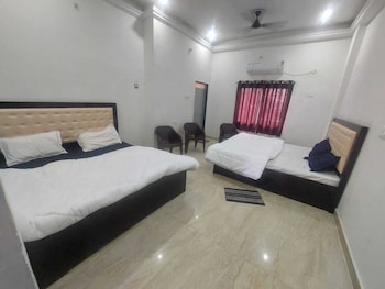 hotel anuj palace l near ram mandir