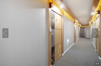 the 7 business hotel