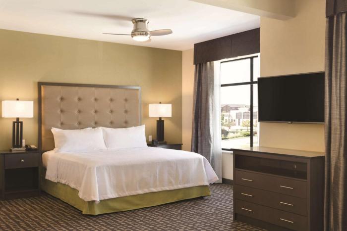 homewood suites by hilton west des moines sw mall area