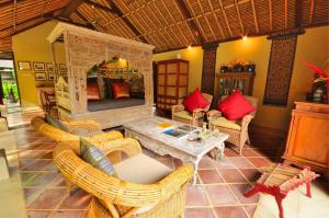 jendela di bali villa