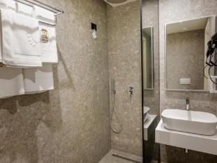pusi hotel