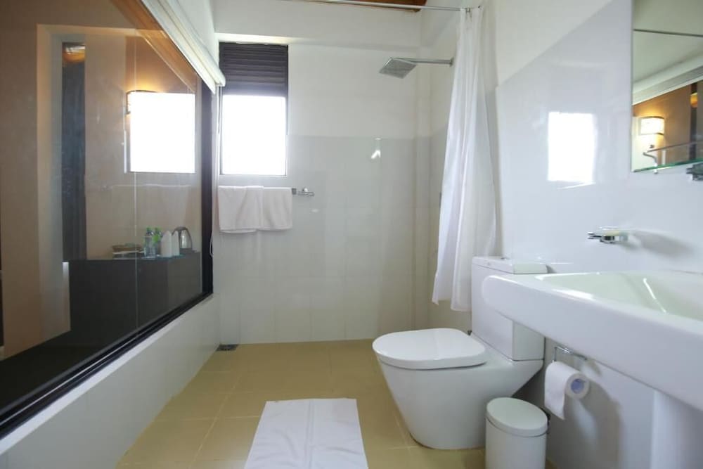 ella mount heaven hotel