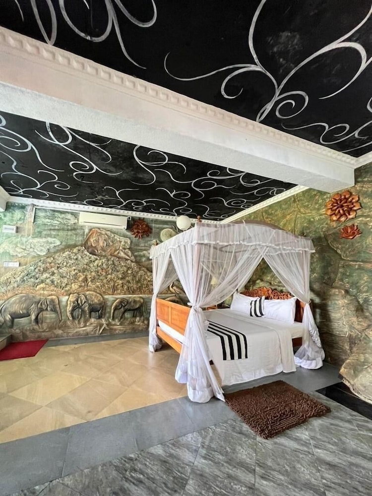 ella mount heaven hotel