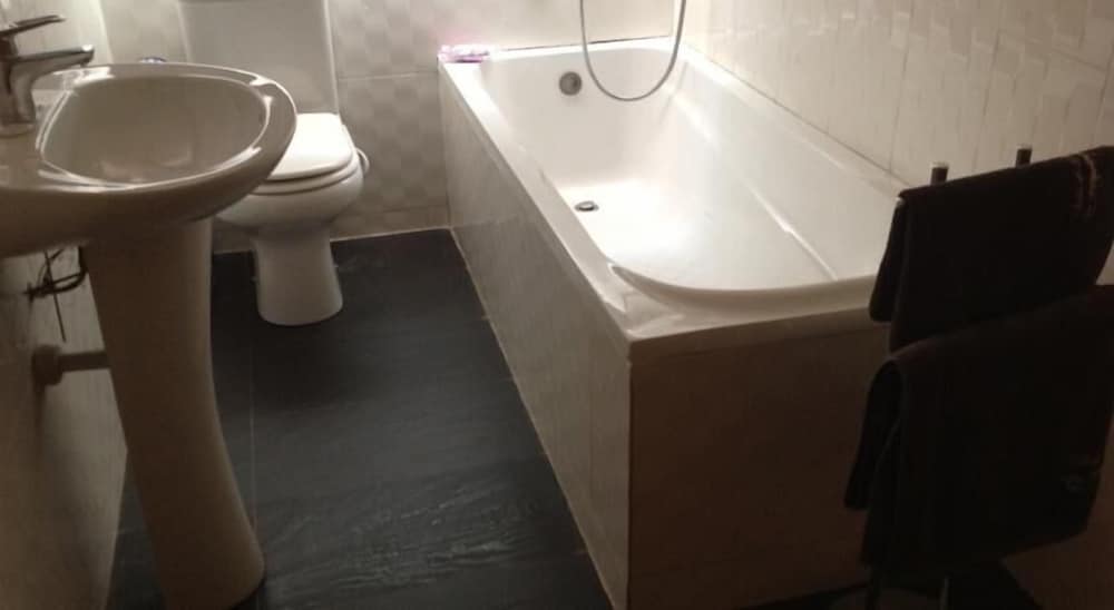 campbell hotel accra