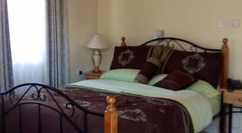 campbell hotel accra