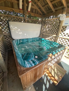 opononi lighthouse motel