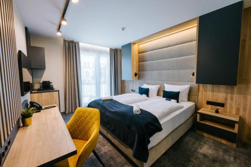 auris hotel