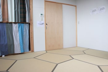 hostel tangatable
