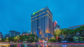 holiday inn express baoji city centre by ihg