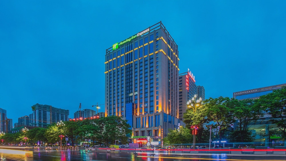 holiday inn express baoji city centre by ihg