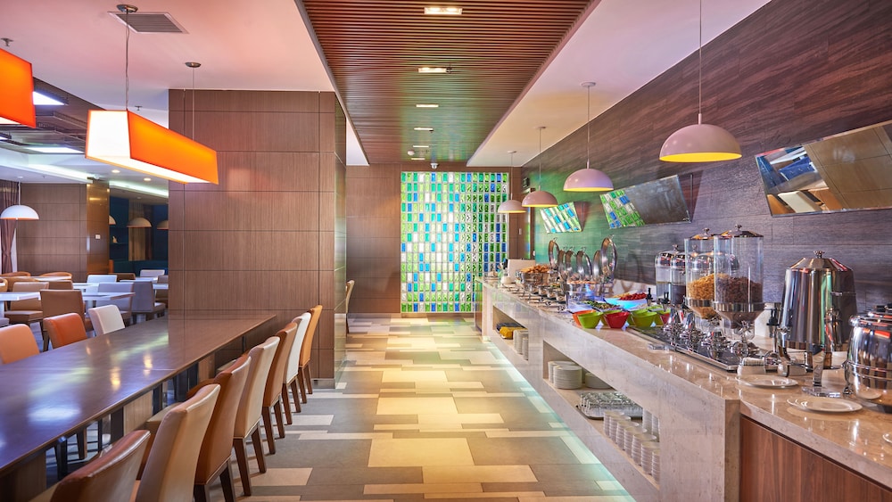 holiday inn express baoji city centre by ihg