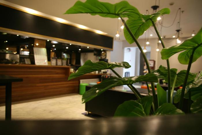 shanghai fish inn bund