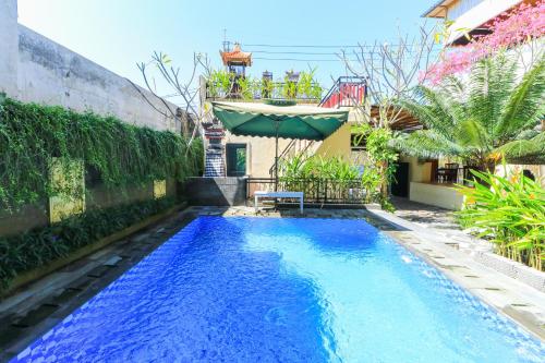 rantuns place nusa dua