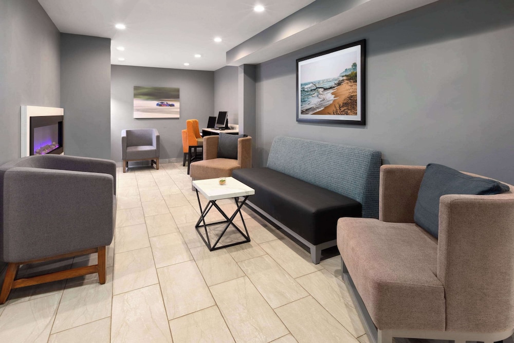 la quinta inn by wyndham sheboygan