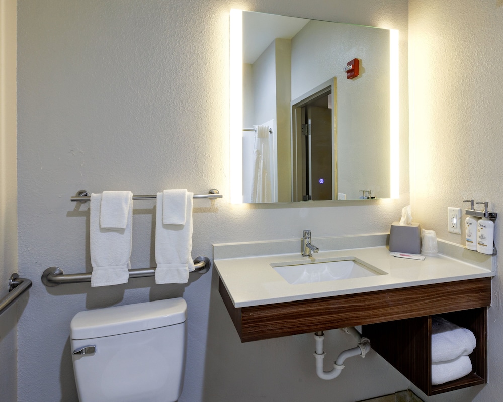 holiday inn express hotel and suites shelbyville indianapolis by ihg