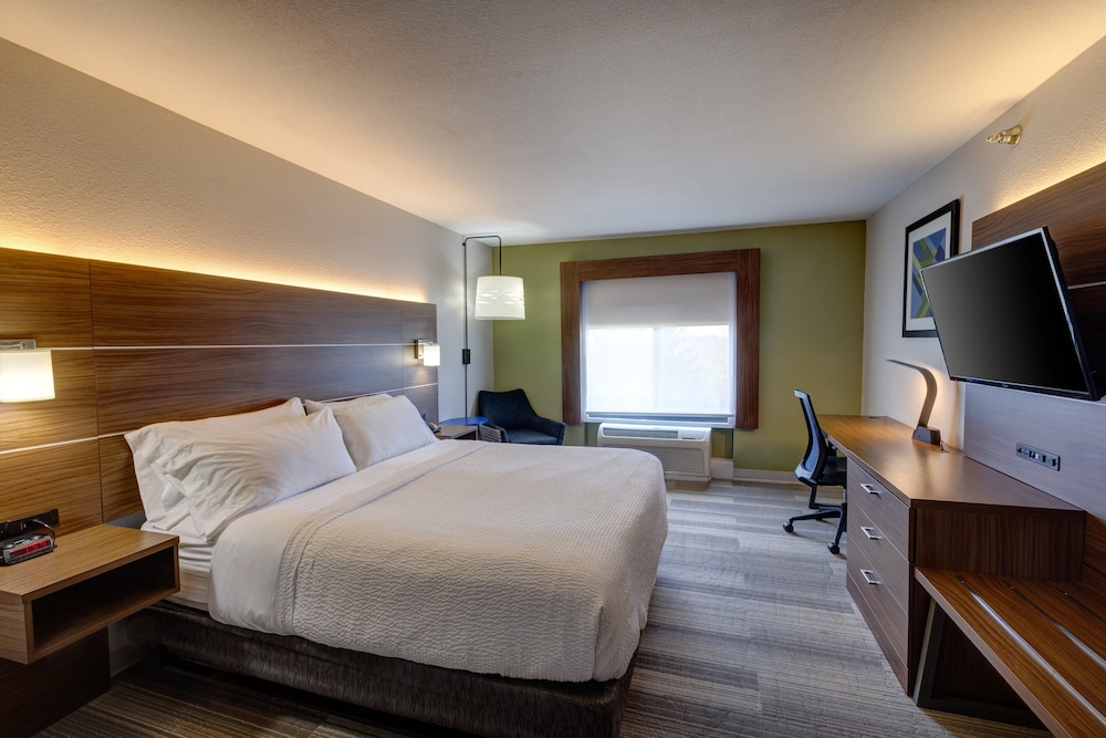 holiday inn express hotel and suites shelbyville indianapolis by ihg