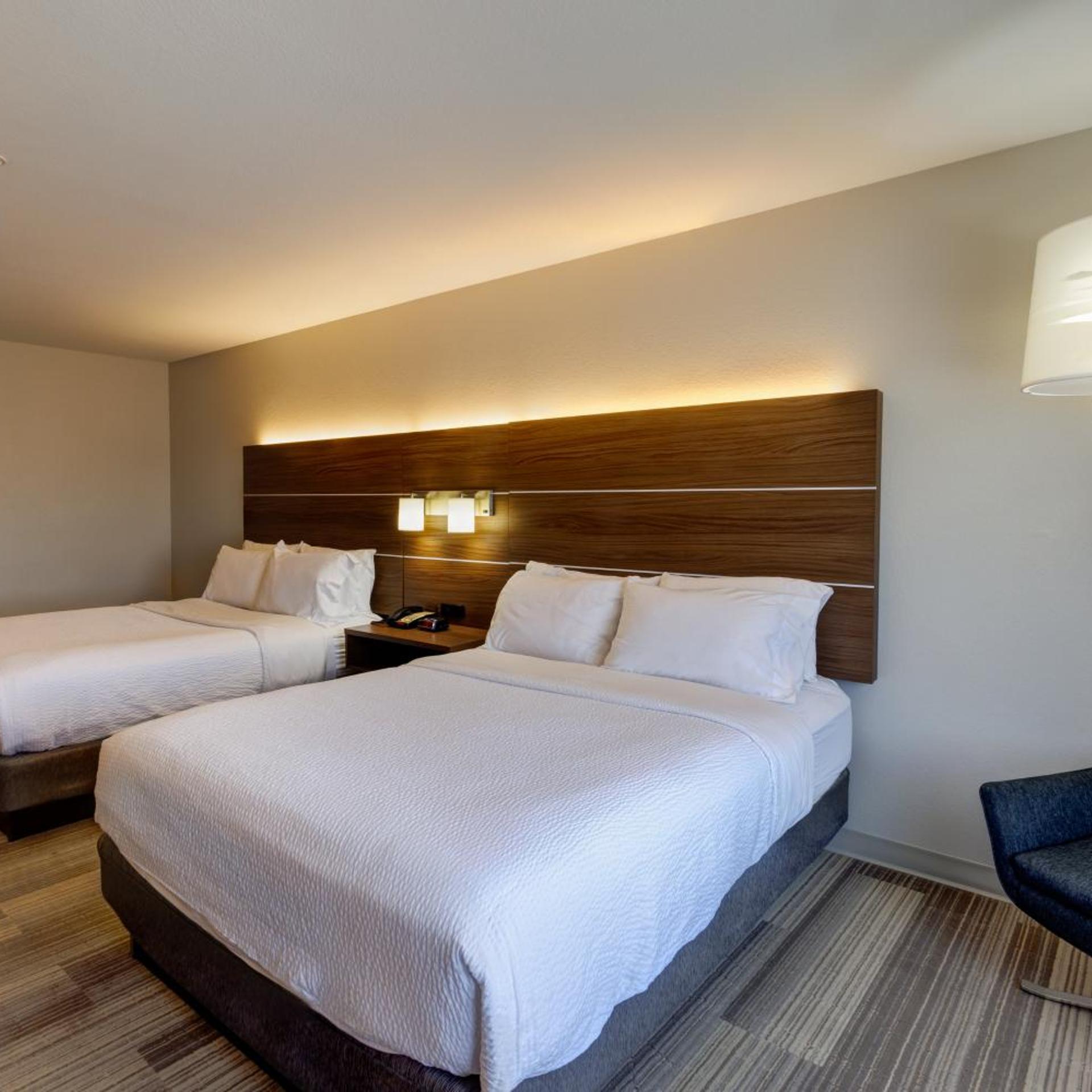 holiday inn express hotel and suites shelbyville indianapolis by ihg